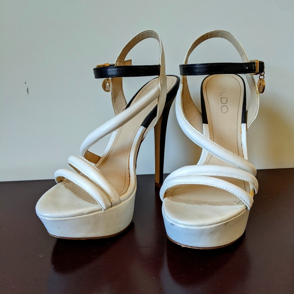 Women's Platform Heels size 7